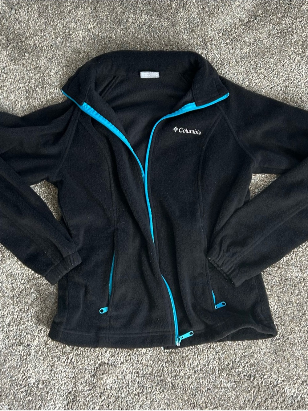 Columbia Women’s Med Black Fleece Jacket with Blue Trim